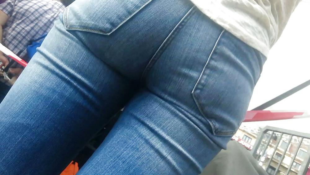 25P Spy sexy ass mature romanian