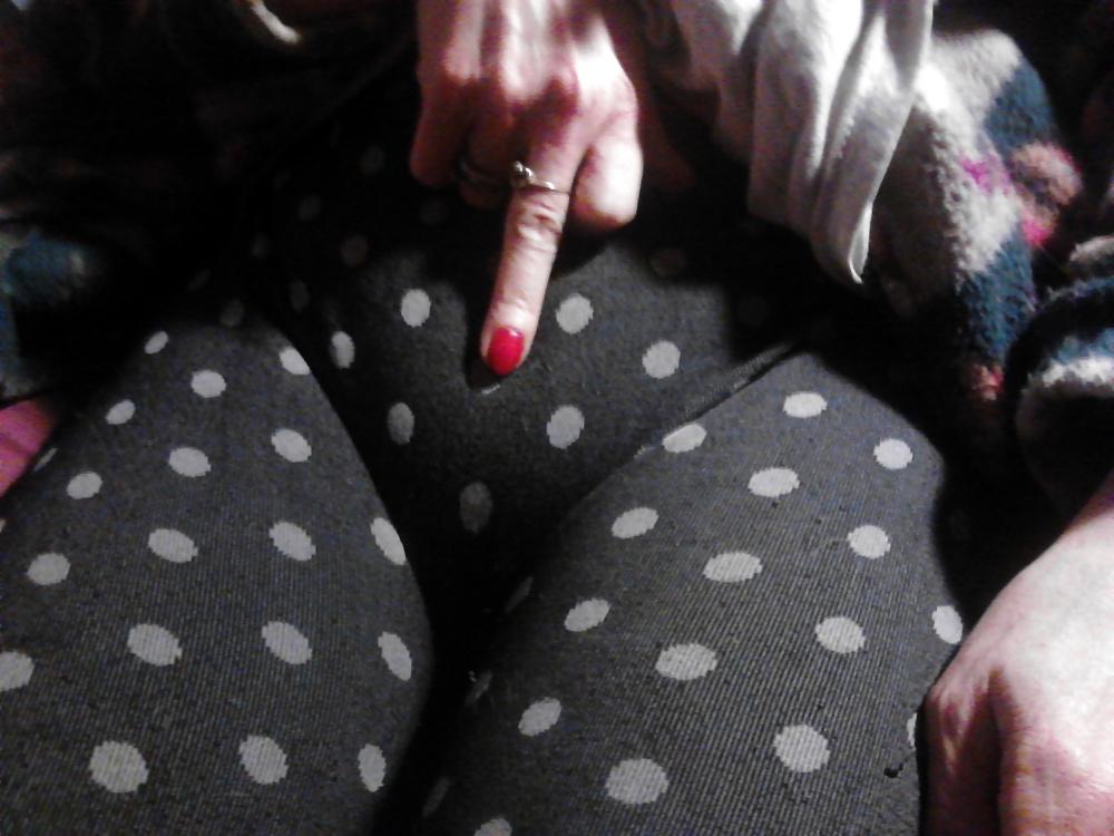 25P Pretty nails on mound