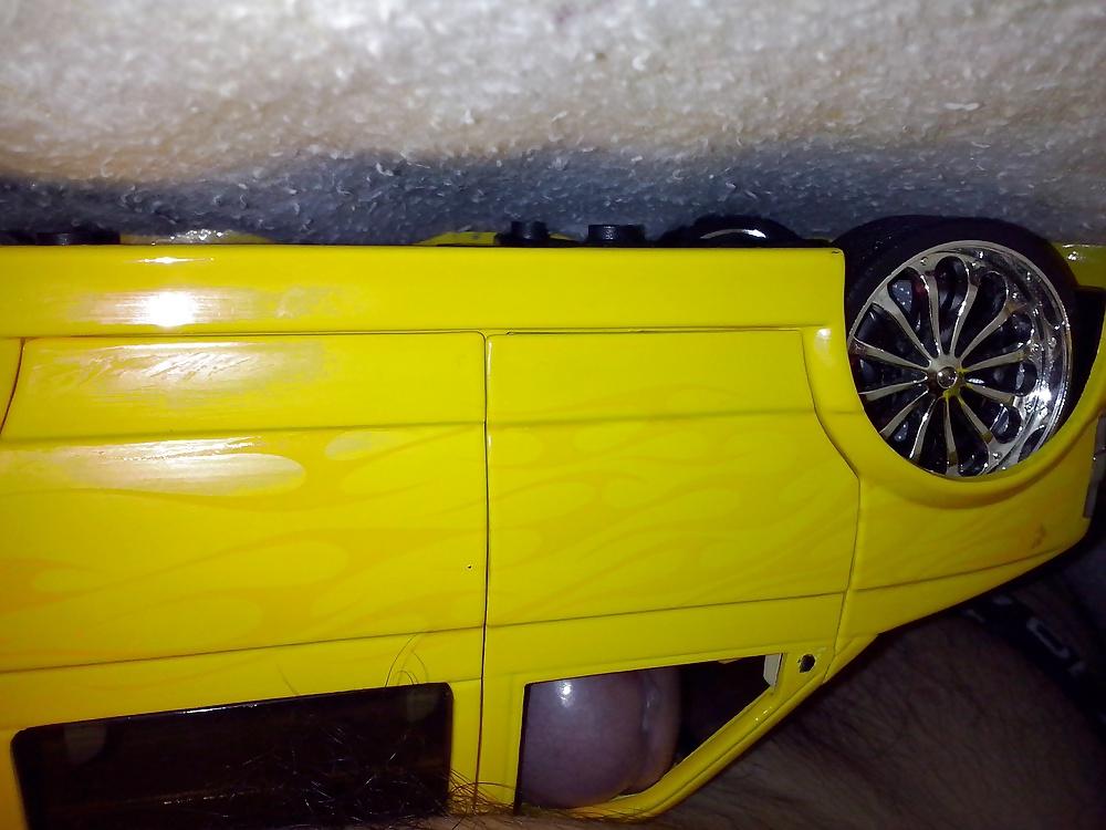 16P Car suck 