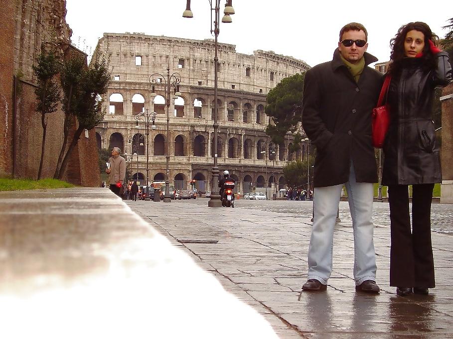 25P Italian couple
