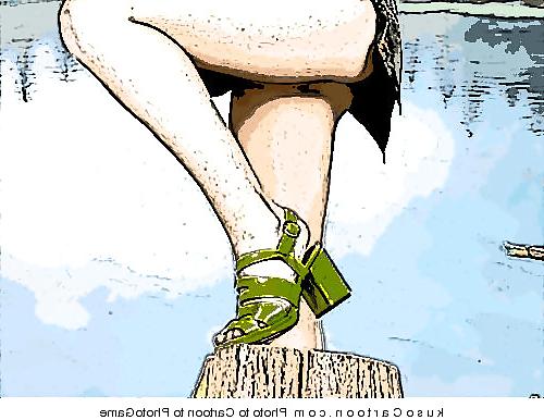 11P Cartoon upskirt