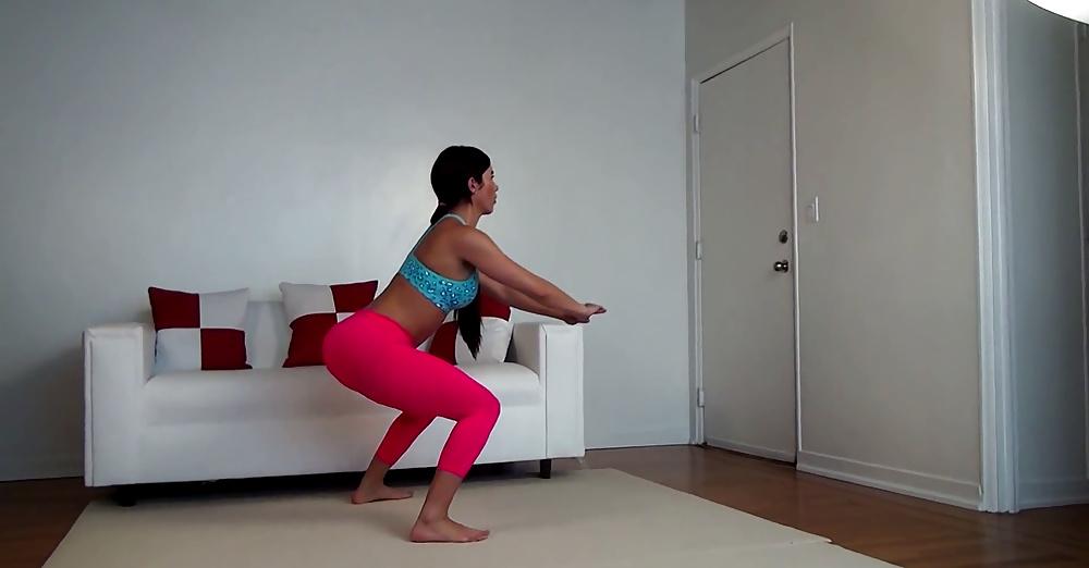 25P Incredible Girl With Perfect Body