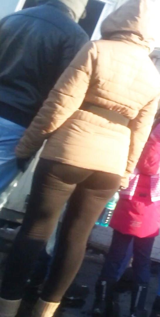 25P Spy leggigns,feet, legs tight sexy women romanian