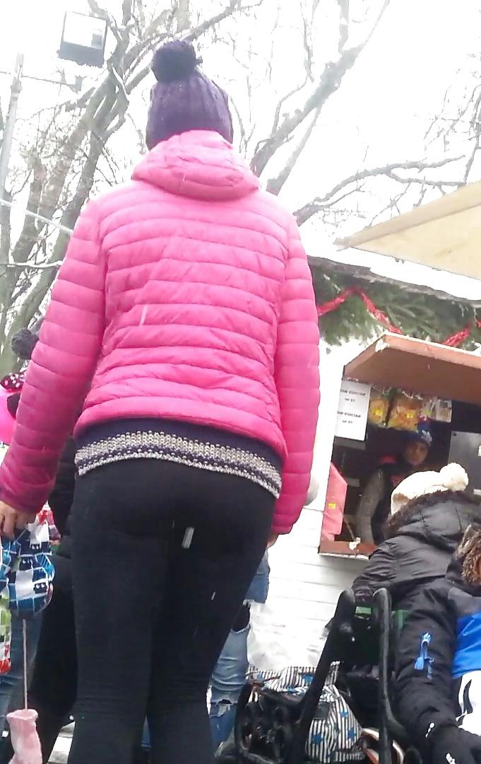 25P Spy leggigns,feet, legs tight sexy women romanian