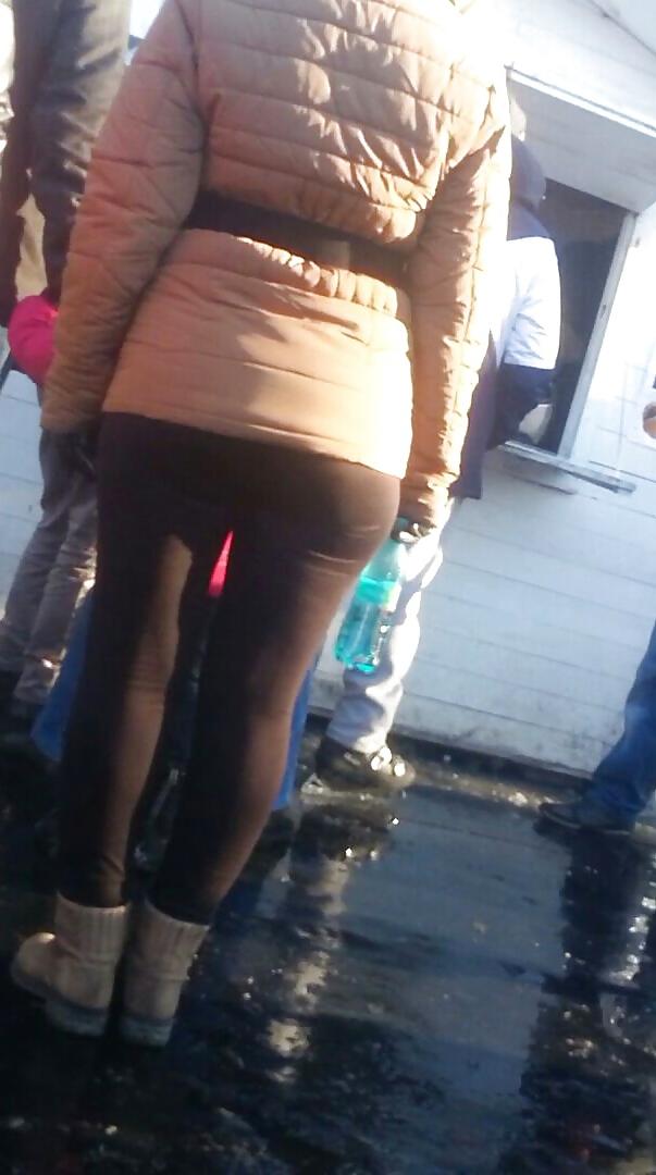 25P Spy leggigns,feet, legs tight sexy women romanian