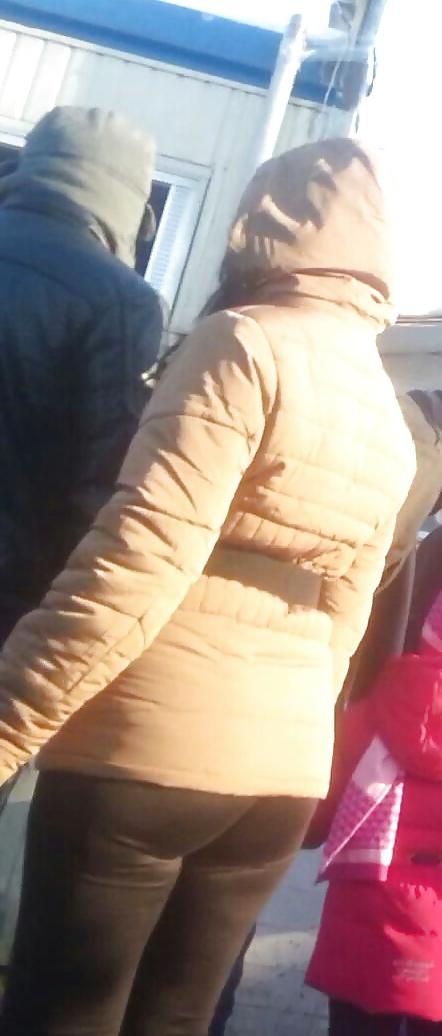 25P Spy leggigns,feet, legs tight sexy women romanian