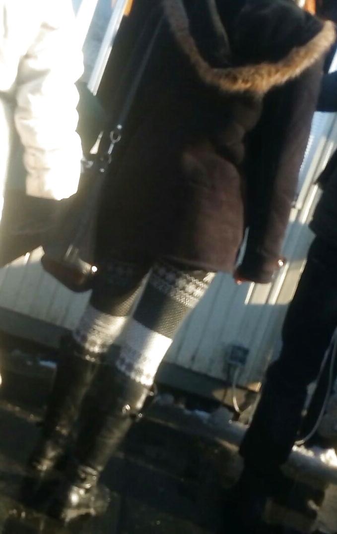 25P Spy leggigns,feet, legs tight sexy women romanian