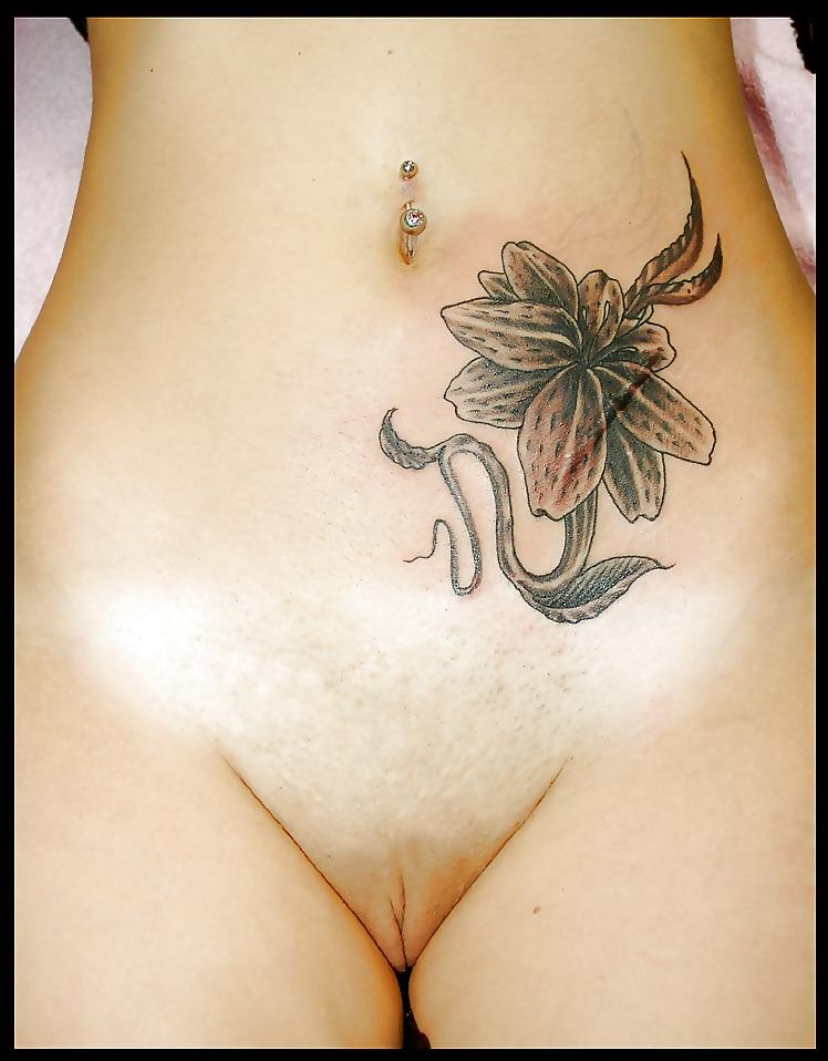 24P Hot pussy tattoos