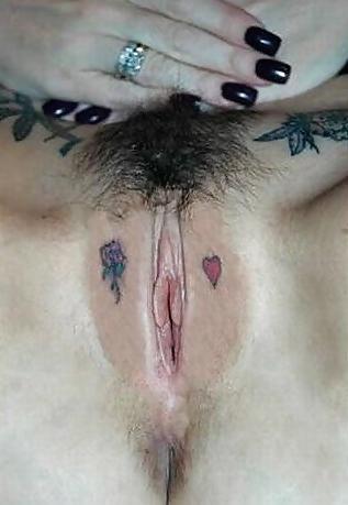 24P Hot pussy tattoos