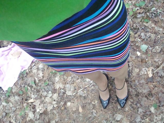 25P Shoe Horny Out in the Woods
