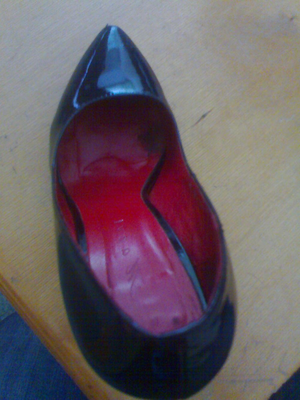 15P Cummed co-workers heels