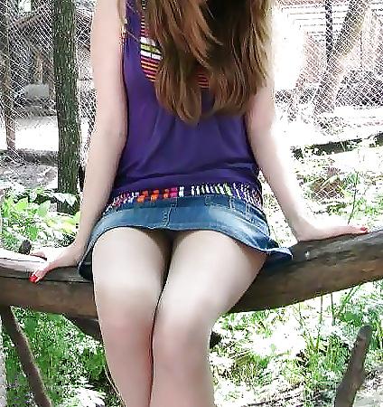21P Legs Crossed or Together