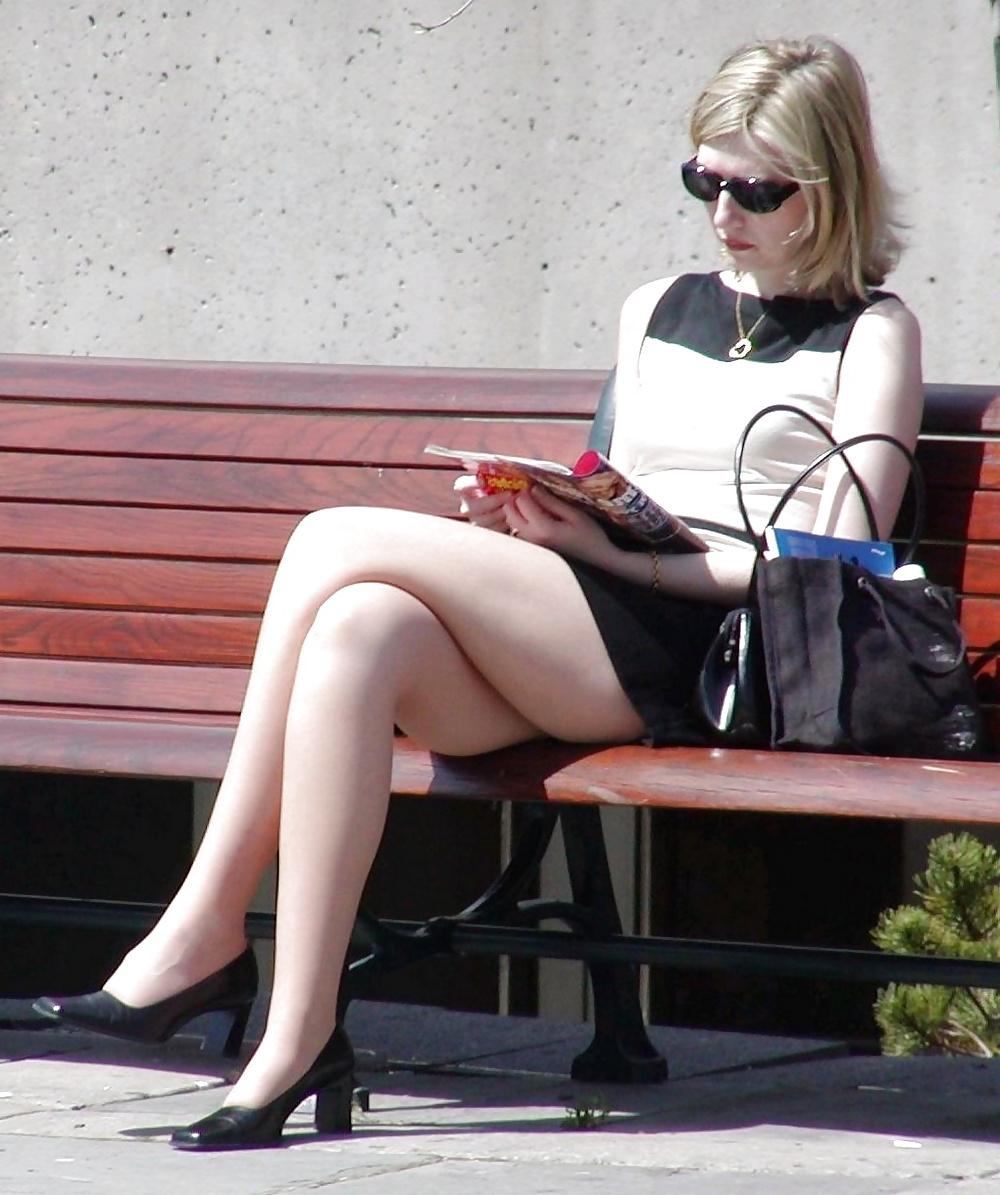 21P Legs Crossed or Together