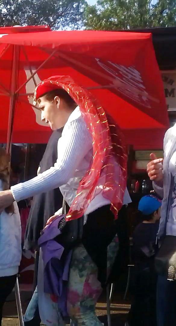 17P Spy turkish women turban in romanian