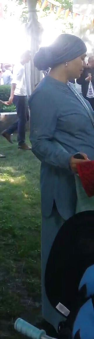 17P Spy turkish women turban in romanian