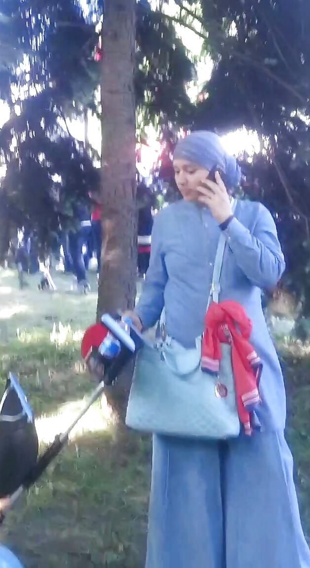 17P Spy turkish women turban in romanian