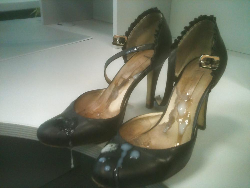 24P 12 times fucked and cummed co-workers heels