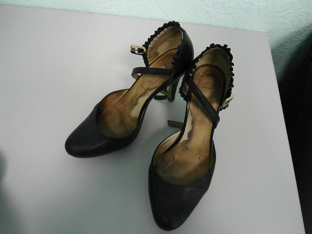 24P 12 times fucked and cummed co-workers heels