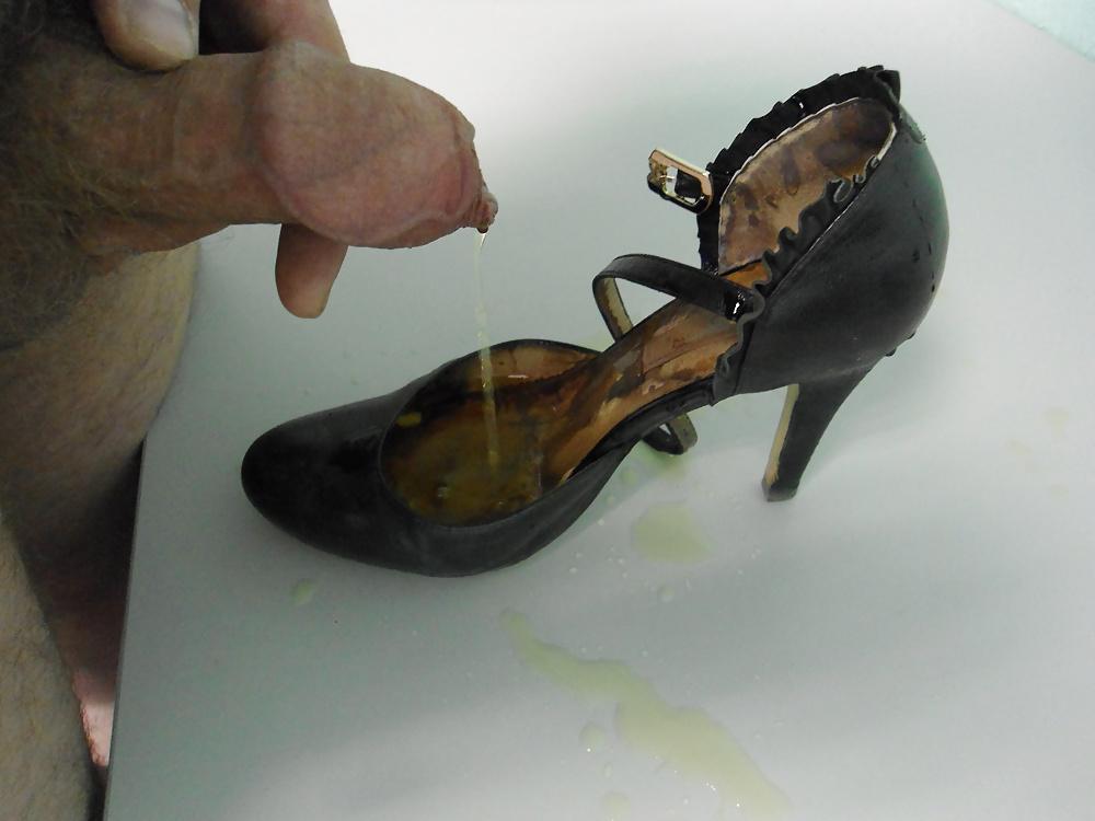24P 12 times fucked and cummed co-workers heels