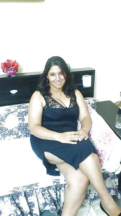 8P Who want to fuck my freinds hot mom ?