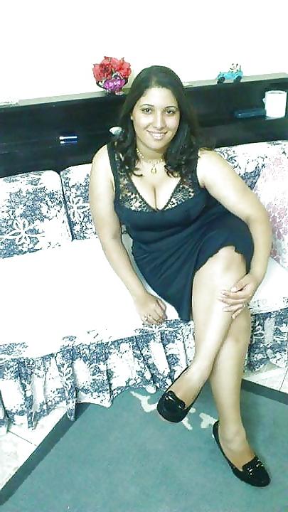 8P Who want to fuck my freinds hot mom ?