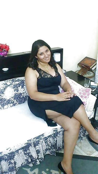 8P Who want to fuck my freinds hot mom ?