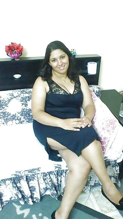 8P Who want to fuck my freinds hot mom ?