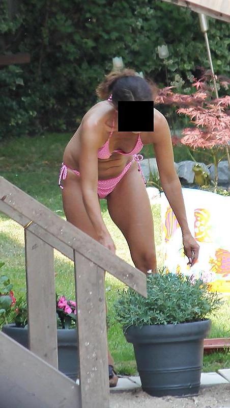 13P Voyeured neighbourhood MILF