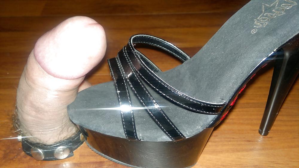 18P TRAMPLE, SHOEJOB, SHOES MY WIFE HIGH HEELS