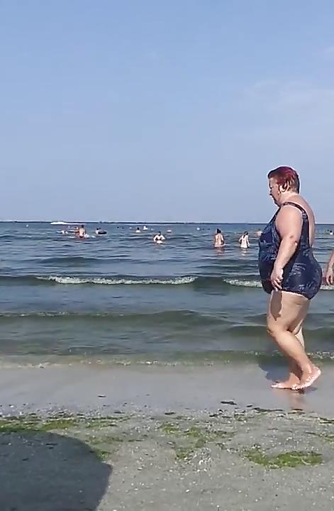 25P Spy beach summer mature romanian