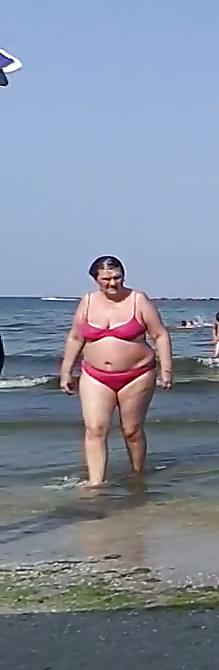 25P Spy beach summer mature romanian