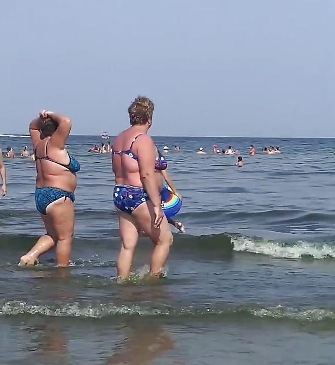 25P Spy beach summer mature romanian