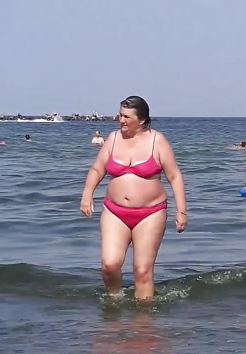 25P Spy beach summer mature romanian