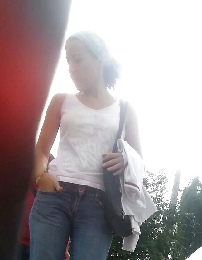 25P Spy sexy women cameltoe romanian