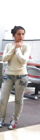 25P Spy sexy women cameltoe romanian