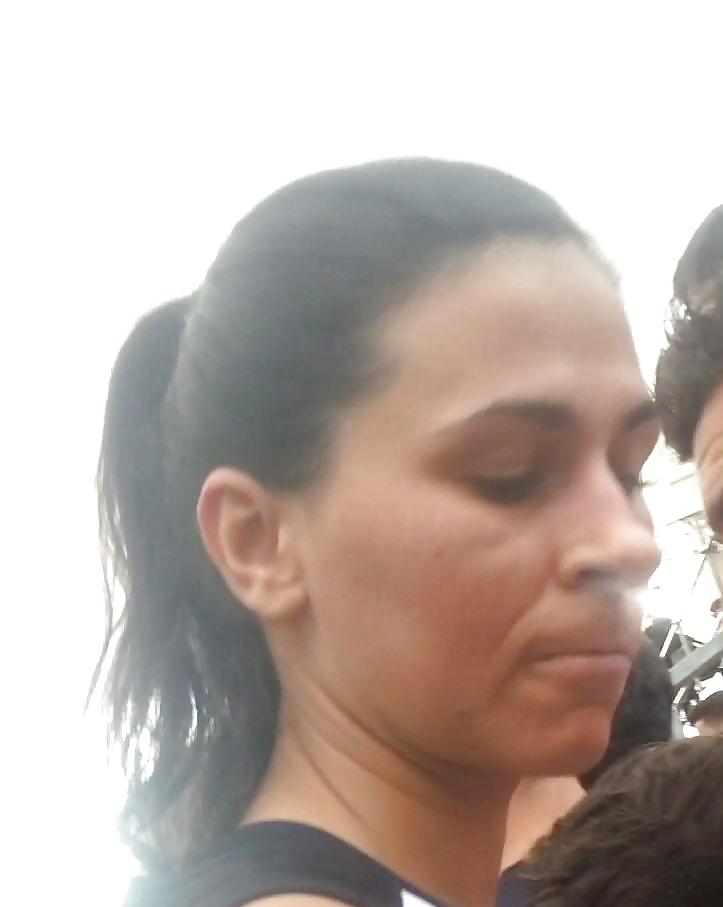 25P Spy sexy mature face, feet and bust romanian