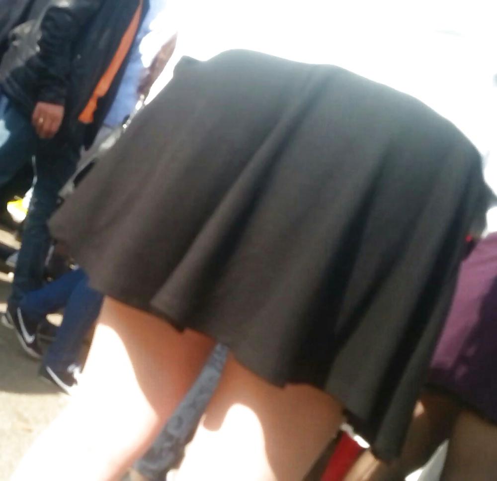 25P Spy sexy women skirt and feet romanian