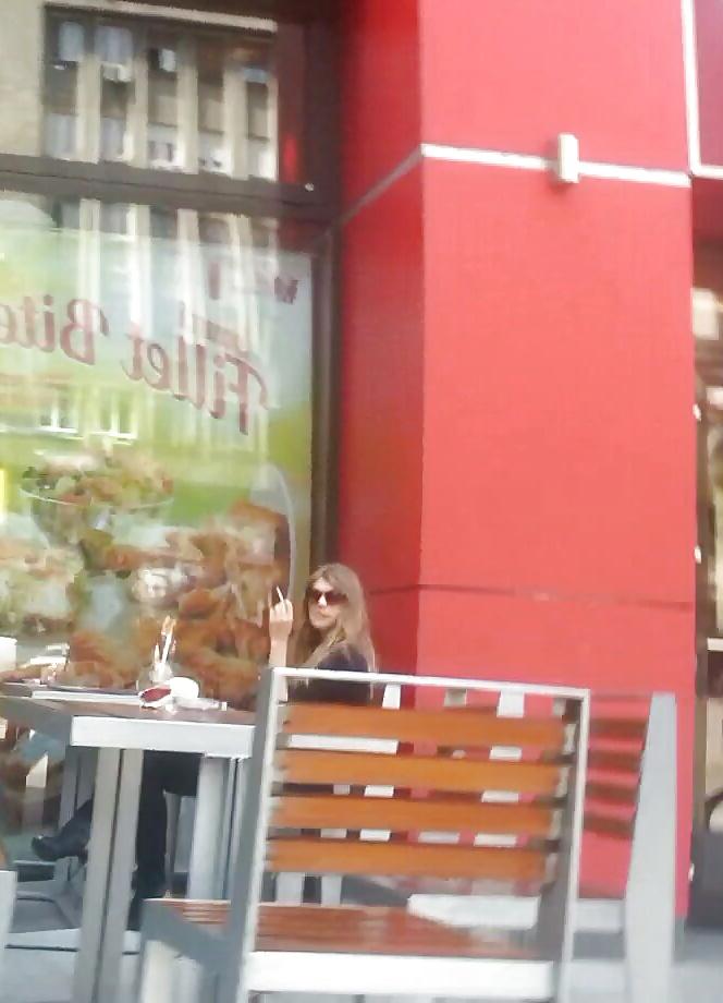 25P Spy sexy women in restaurant romanian