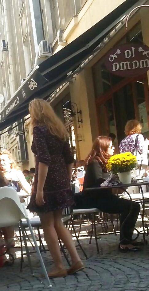 25P Spy sexy women in restaurant romanian