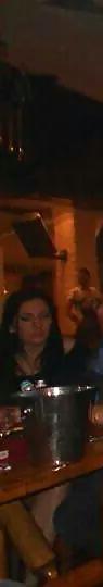 25P Spy sexy women in restaurant romanian