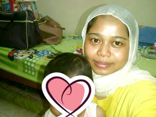 9P Hot Hijab Mom
