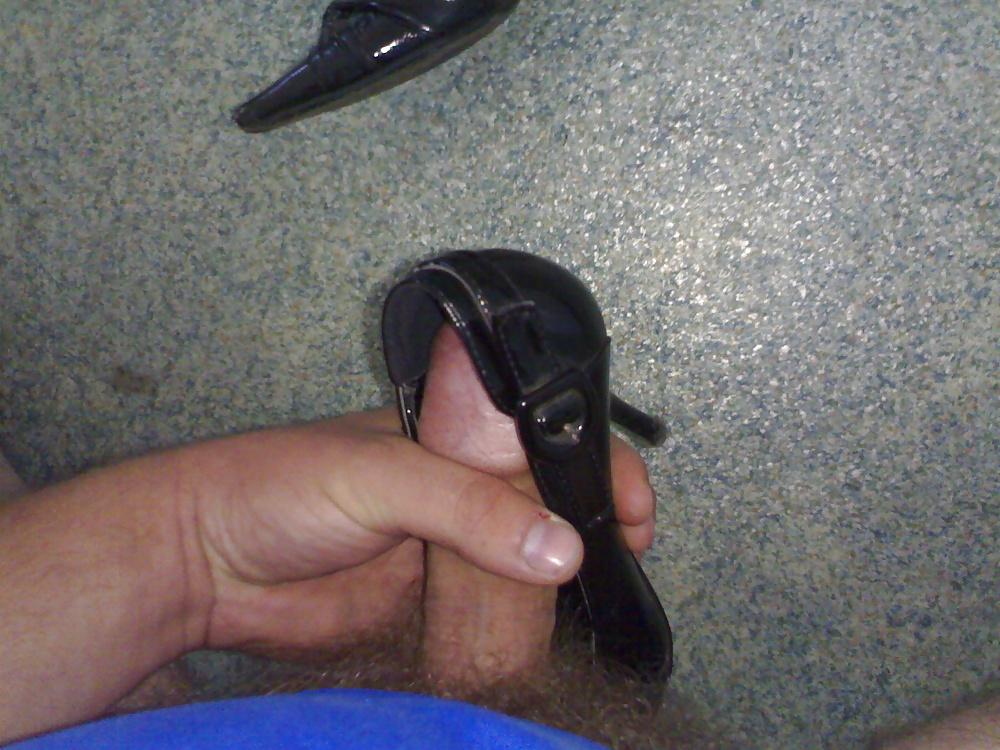 25P Legs and pantyhose of ex-gf. Fuck and cum on her heels. 