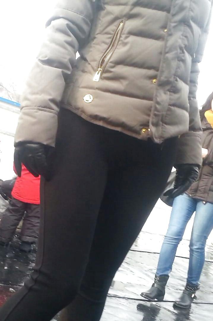 25P Spy girls teens leggigns, ass, cameltoe romanian
