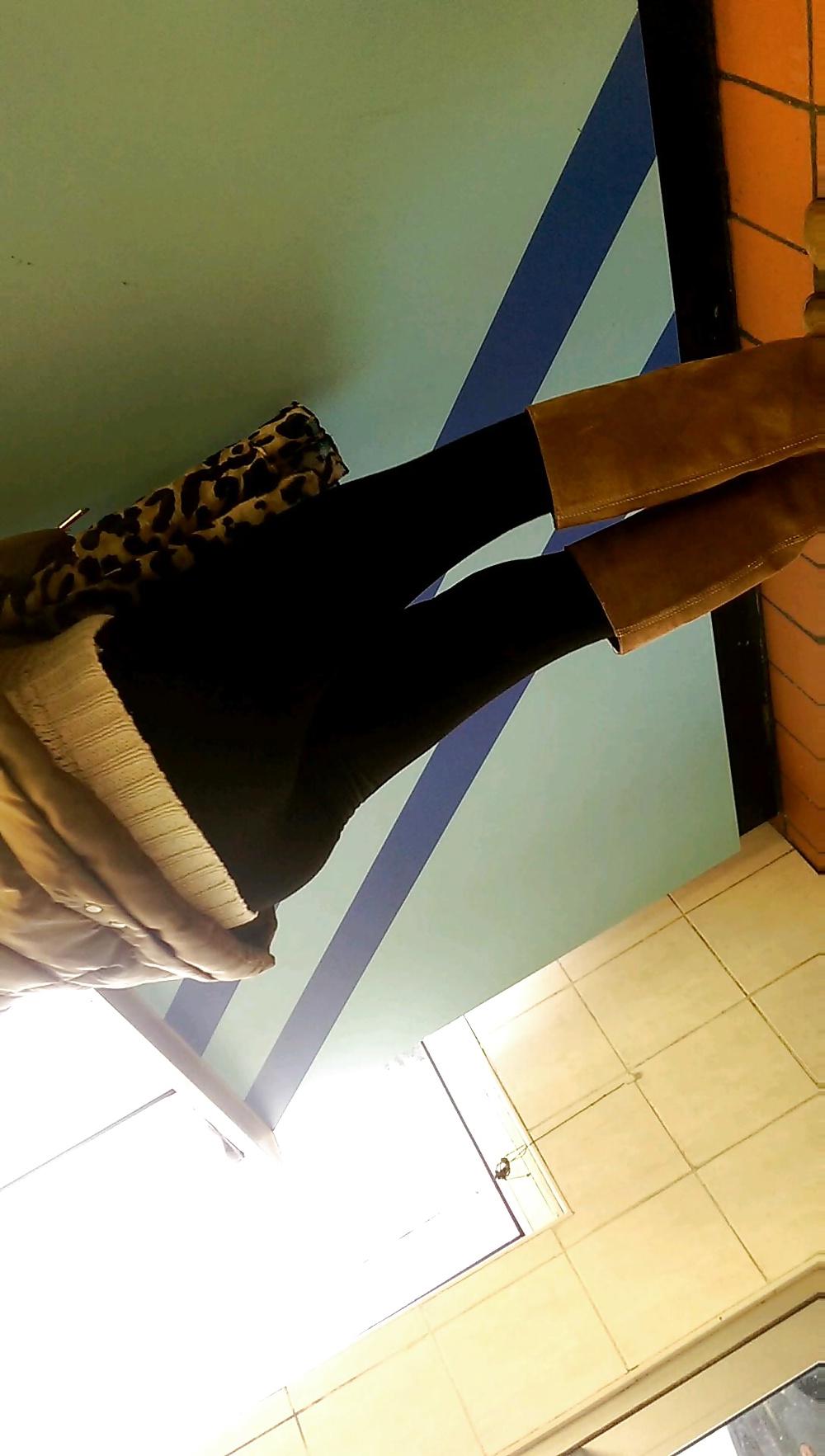 23P Hot Blonde Milf Yoga pants 