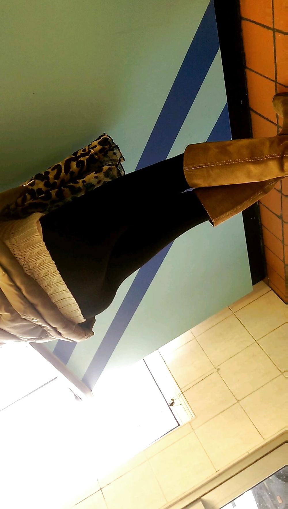 23P Hot Blonde Milf Yoga pants 