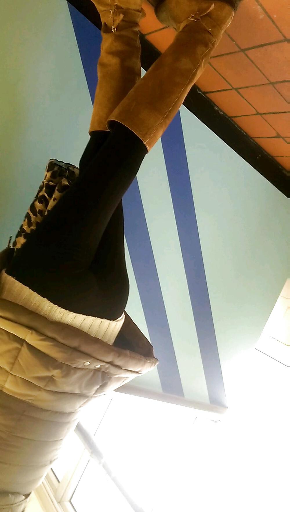 23P Hot Blonde Milf Yoga pants 