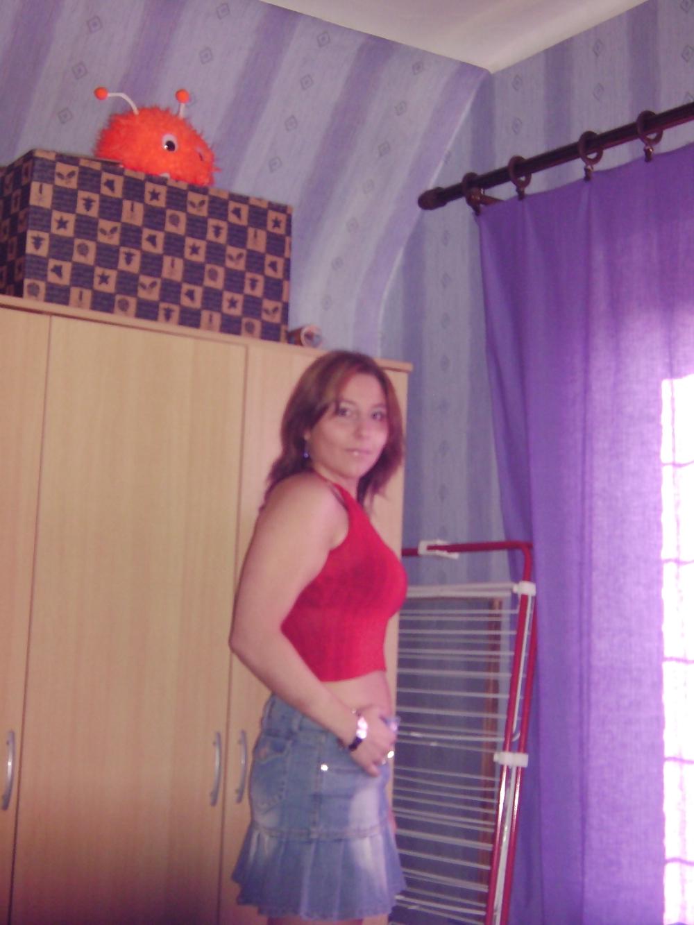 25P Belgian girl 1 of 2