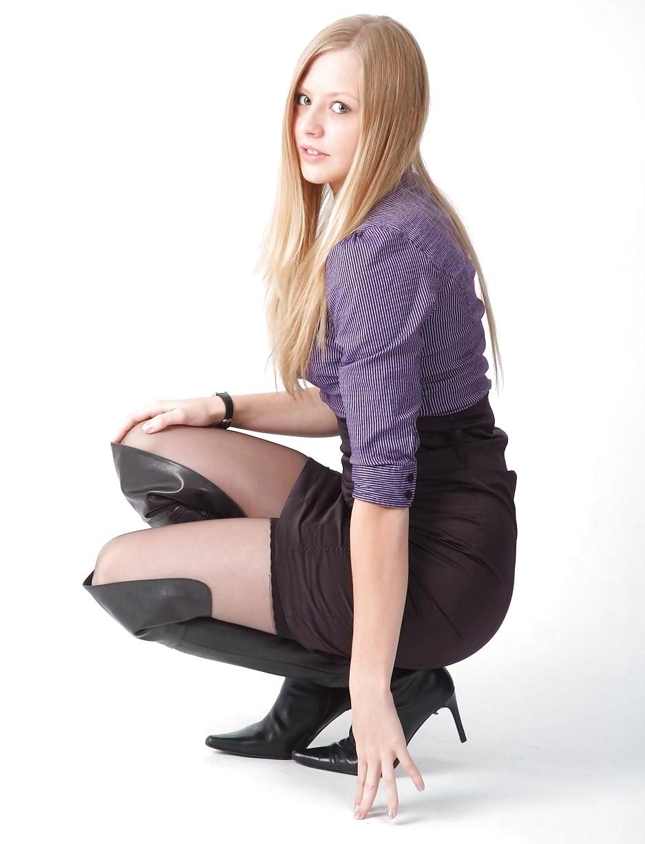 15P Hotlegs-perfect teen 32