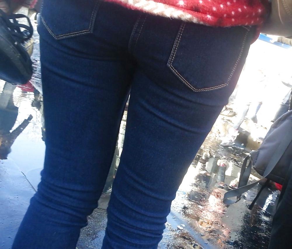 25P Spy teens and mature sexy jeans ass romanian