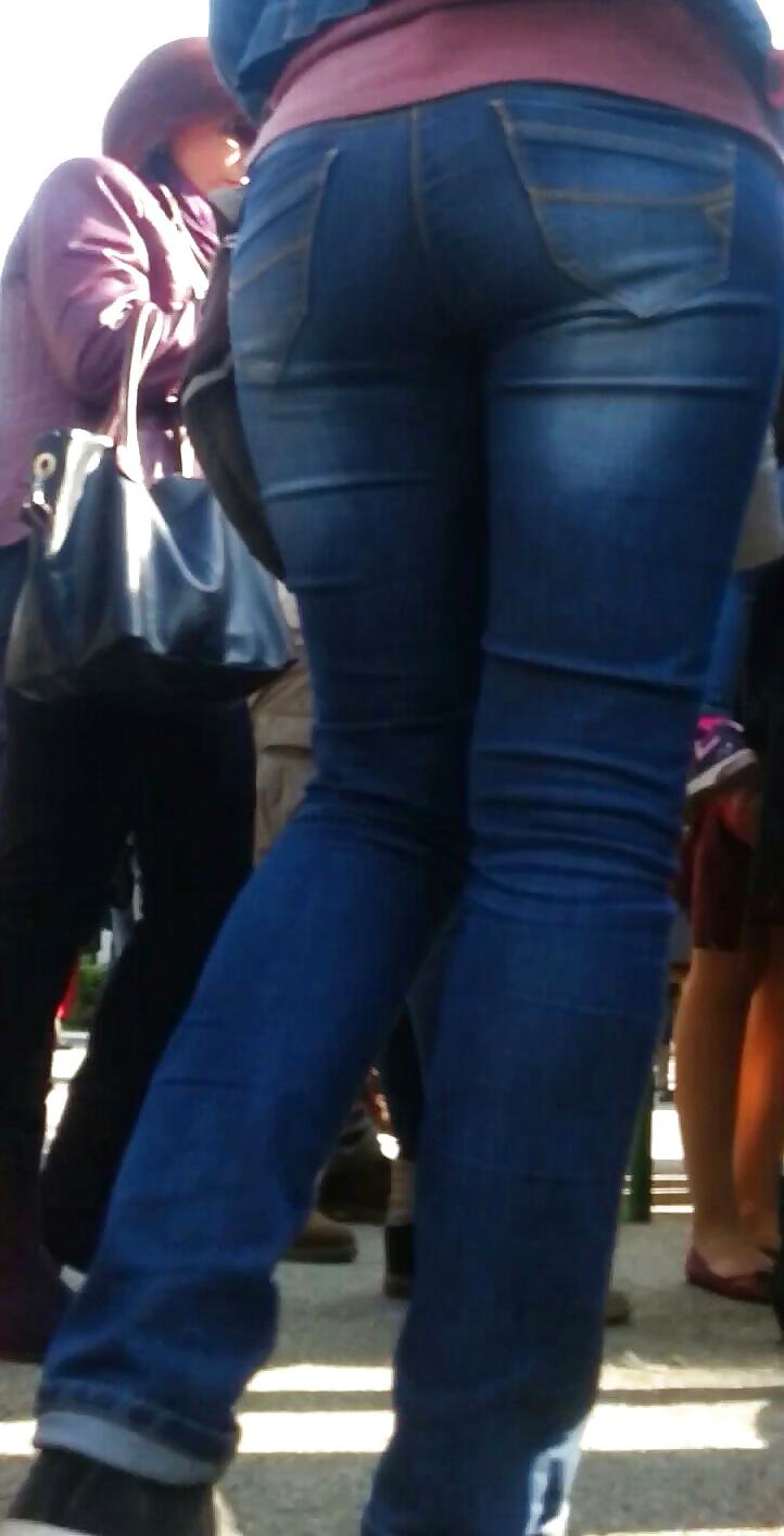 25P Spy teens and mature sexy jeans ass romanian